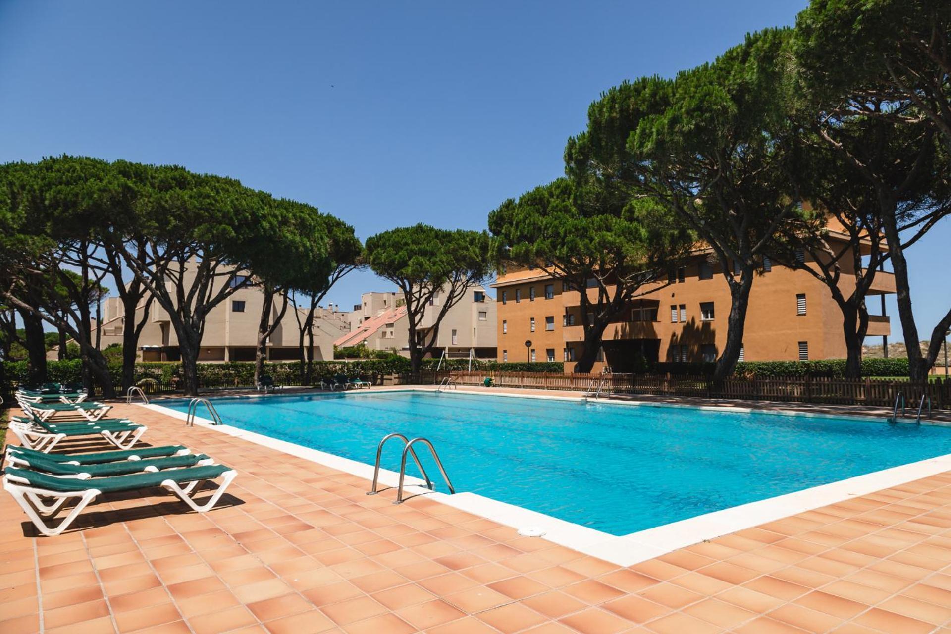 Apartaments Beach & Golf Resort パルス エクステリア 写真