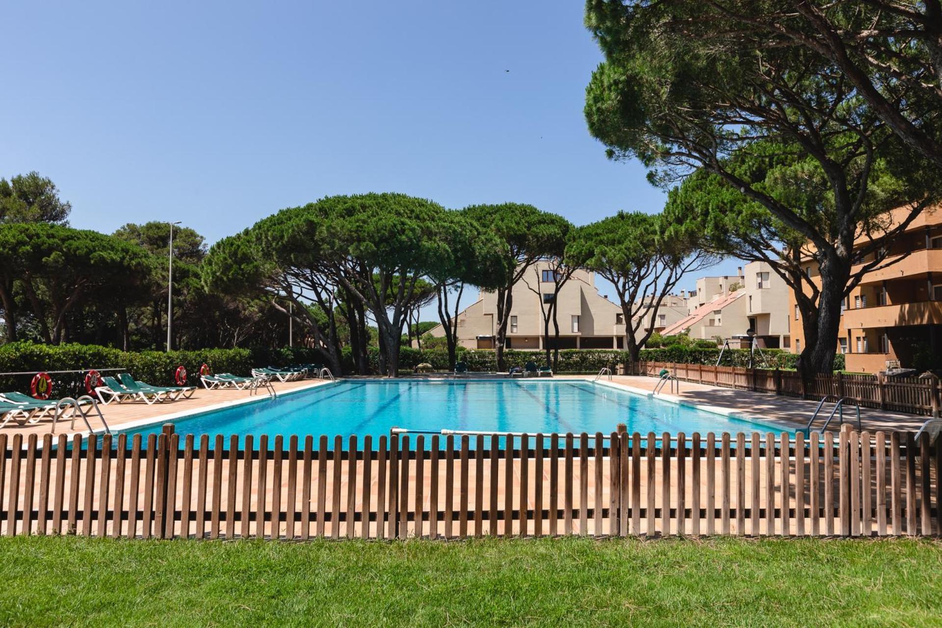 Apartaments Beach & Golf Resort パルス エクステリア 写真