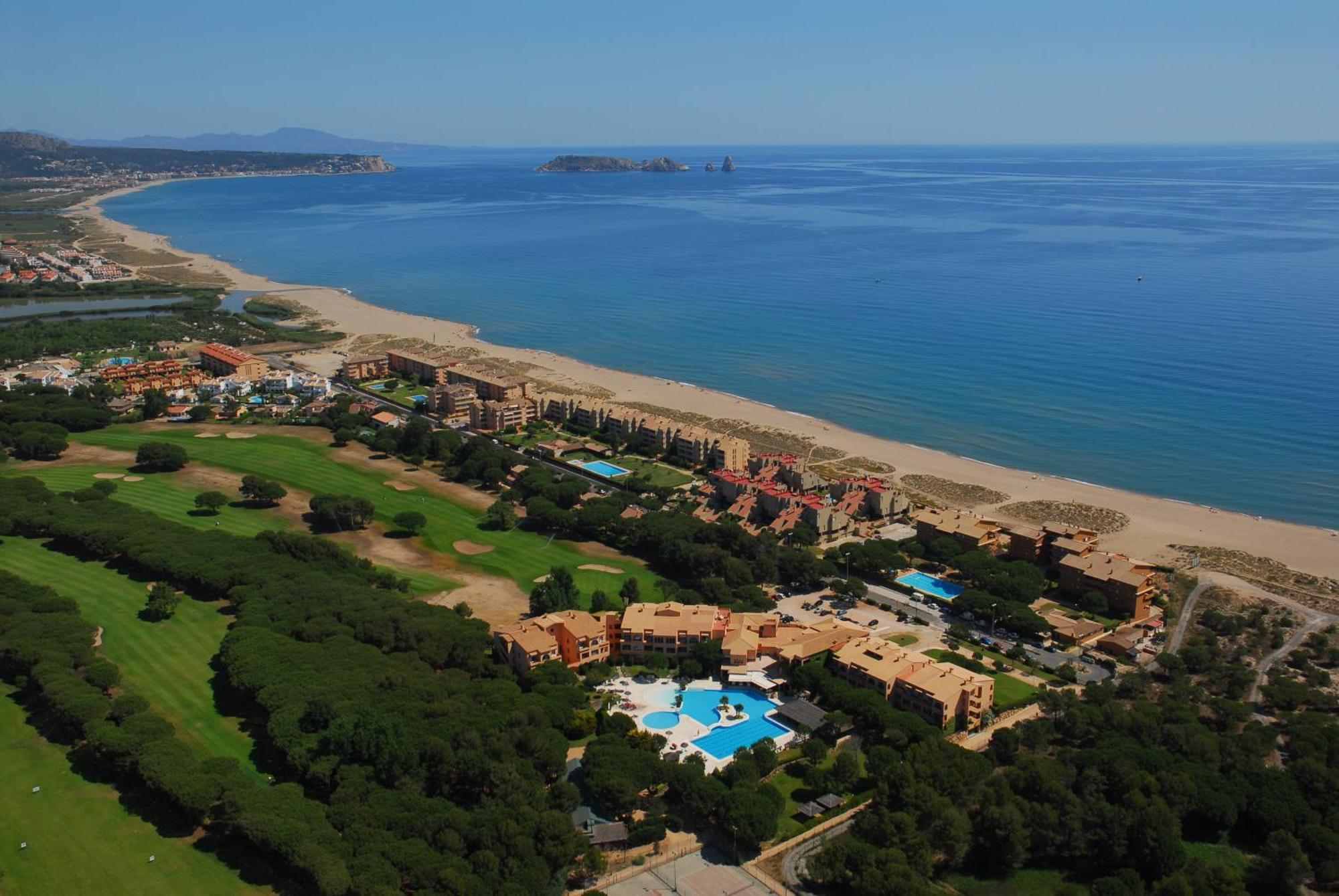 Apartaments Beach & Golf Resort パルス エクステリア 写真