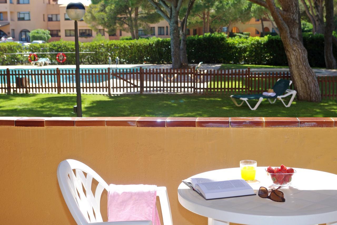 Apartaments Beach & Golf Resort パルス エクステリア 写真